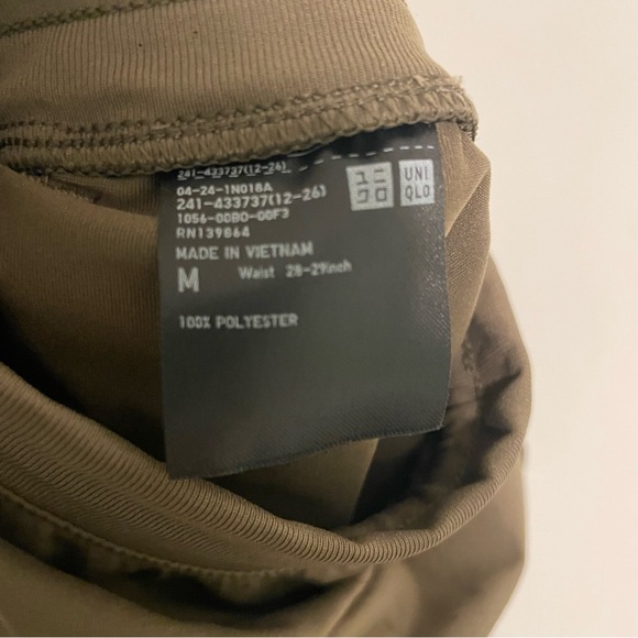 Uniqlo Olive Green Joggers Men’s Slim Fit - Picture 4 of 4